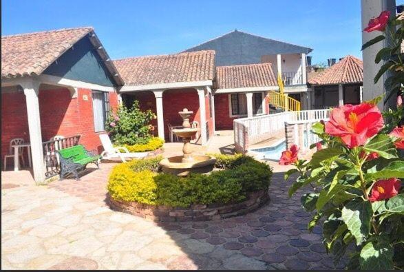 Hotel Aguablanca La Mesa  Exterior foto